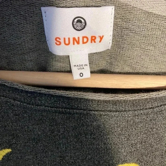 Sundry Spanish message yellow gray  sweater - Picture 2 of 4